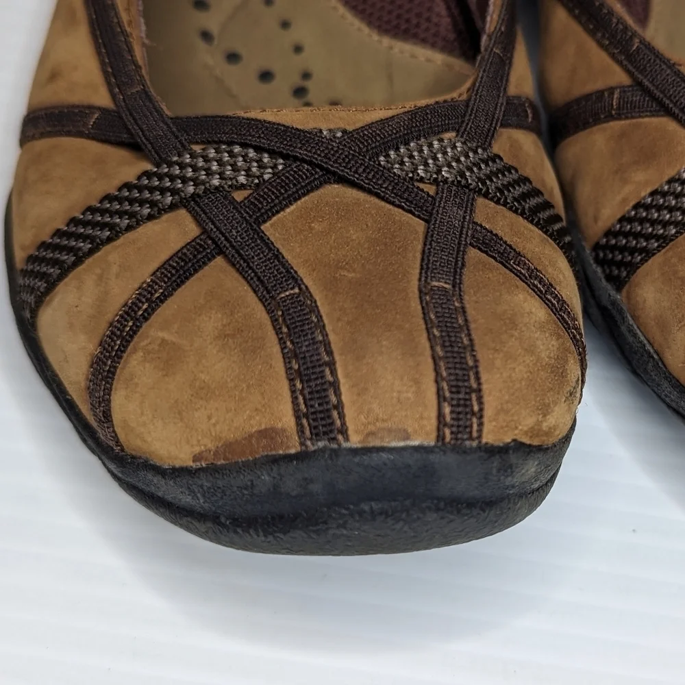 Clark's women's comfort brown suede slipon‎ flats shoes size 7